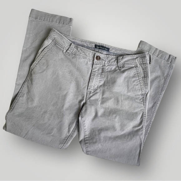 Aeropostale Slim Straight Gray Khaki/Chinos Pants - Picture 8 of 16